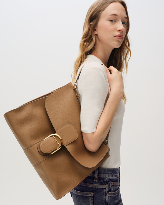 DELVAUX_AW25_Brillant_Tempo_Allure_Calf_Cinnamon_Porte_4x5