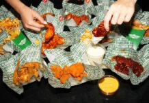 สิ้นสุดการรอคอย! “Wingstop” บุกกรุงเทพฯ สาขาแรกที่ MBK ท้าพิสูจน์ “9รสชาติระดับตำนาน” ที่คนทั่วโลกต้องรอคิว!