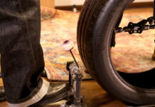 “คอนติเนนทอล ไทร์ส” ปล่อยเสียงเพลง “Confidence Jingle” ท่วงทำนองที่ได้แรงบันดาลใจจากยางรถยนต์ พร้อมจุดประกายให้ทุกคน GO ALL OUT อย่างมั่นใจ