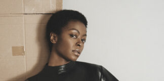 Balenciaga เปิดตัวแคมเปญที่ถ่ายภาพโดย David Sims เพื่อประกาศแบรนด์แอมบาสเดอร์และ Friends of the House กลุ่มแรกภายใต้การกำกับทิศทางสร้างสรรค์ของ Pierpaolo Piccioli