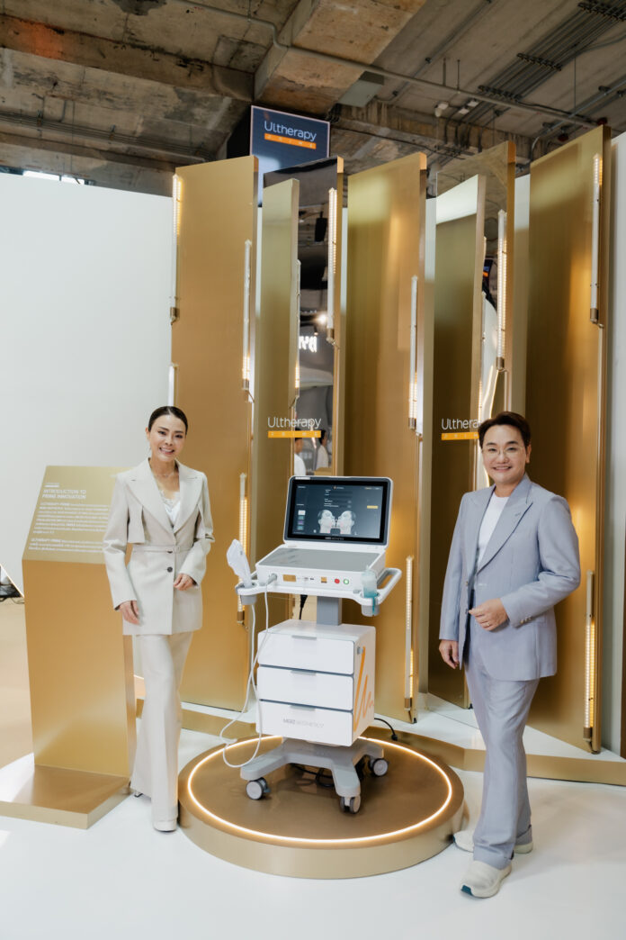 2. เภสัชกรหญิงกิตติวรรณ รัตนจันทร์, ภก.กฤษดา มงคลธารณ์