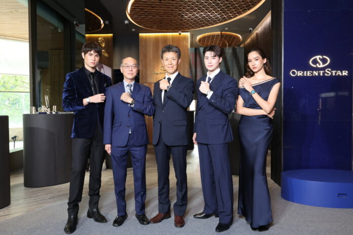 9. ผู้บริหารถ่ายภาพร่วมกับดาราและนายแบบนางแบบ