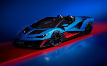 Fenomeno Roadster: ปรากฏการณ์ใหม่แห่งซูเปอร์สปอร์ตคาร์เปิดประทุนทรงพลังที่สุดในประวัติศาสตร์ลัมโบร์กินี สัมผัสขุมพลัง V12 ไฮบริด 1,080 แรงม้า ผลิตจำกัดเพียง 15 คันทั่วโลก