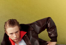 Acne Studios SS27 Menswear คอลเลกชั่นที่เปรียบเสมือนการสร้างสถานการณ์ชุดประจำตัวของแต่ละคนรวมตัวกันอย่างกลมกลืนราวกับการผสมผสานครั้งใหม่อันน่าตื่นเต้น