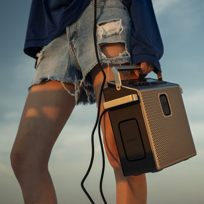 MONDO_Speaker_Medium_Brass (3)