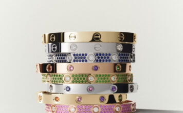 Cartier เผยสีสันใหม่ของกำไลข้อมือรุ่นไอคอนิคระดับตำนาน