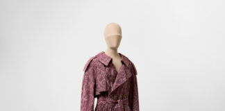 เบอร์เบอรี่ เฉลิมฉลองครบรอบ 170 ปี จับมือกับ V&A เปิดตัวนิทรรศการที่นำเสนอประวัติศาสตร์และนวัตกรรมของเทรนช์โค้ทอันเป็นเอกลักษณ์