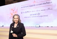 ไอ.ซี.ซี. ร่วมประดิษฐ์ดอกไม้จันทน์ “คัทลียาควีนสิริกิติ์”น้อมถวายความอาลัยแด่แม่ของแผ่นดิน